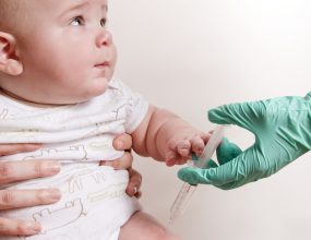 Doctors help anti-vaxxers dodge immunisations