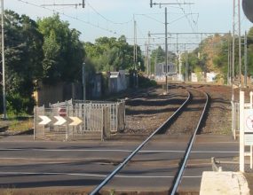Level crossing removal frustrates community