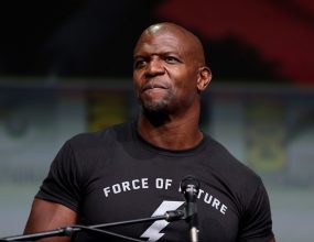 Interviewing 101: Terry Crews Hot Ones interview two