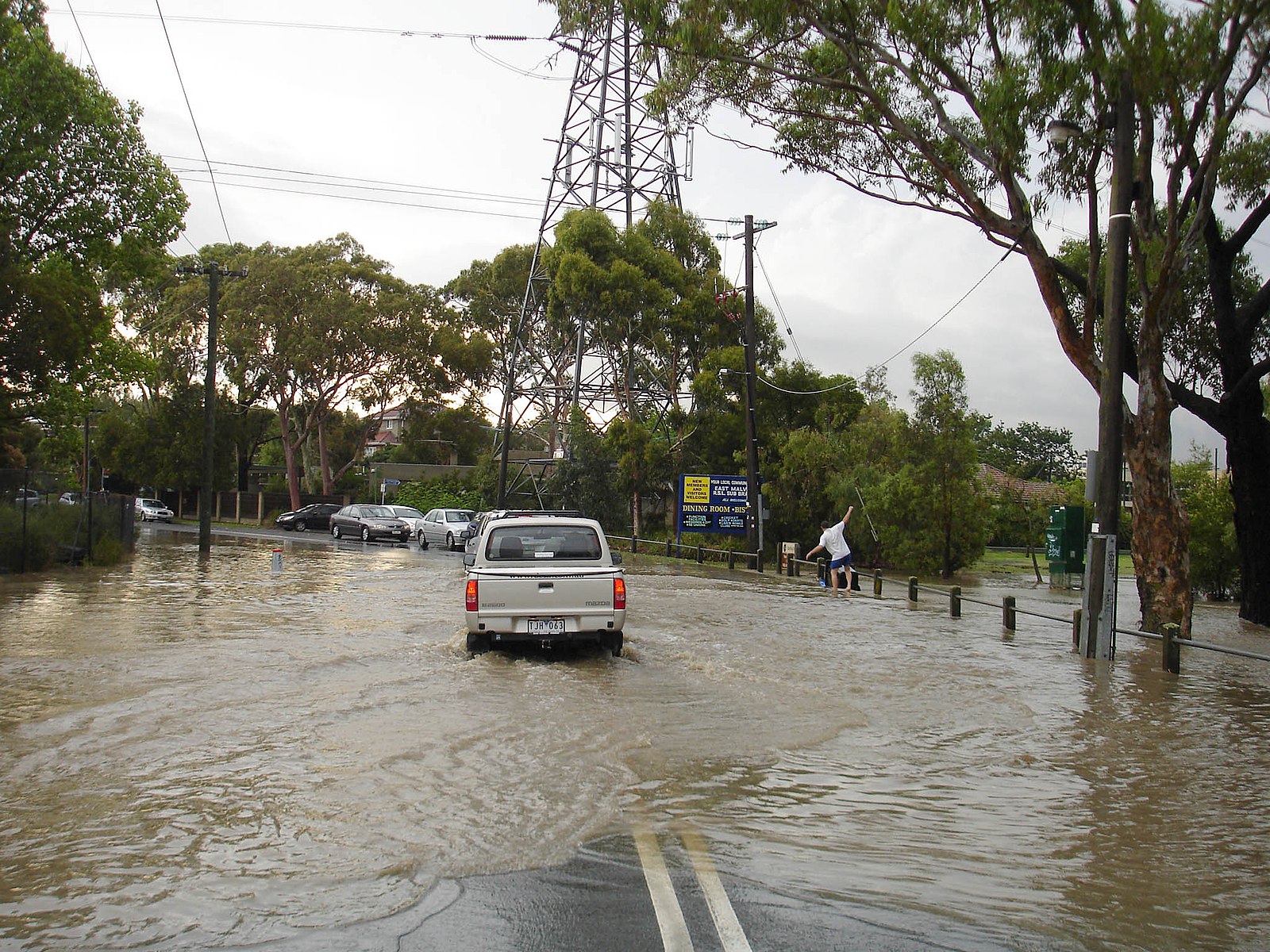 Eastern Victoria’s residents urged to avoid travels today